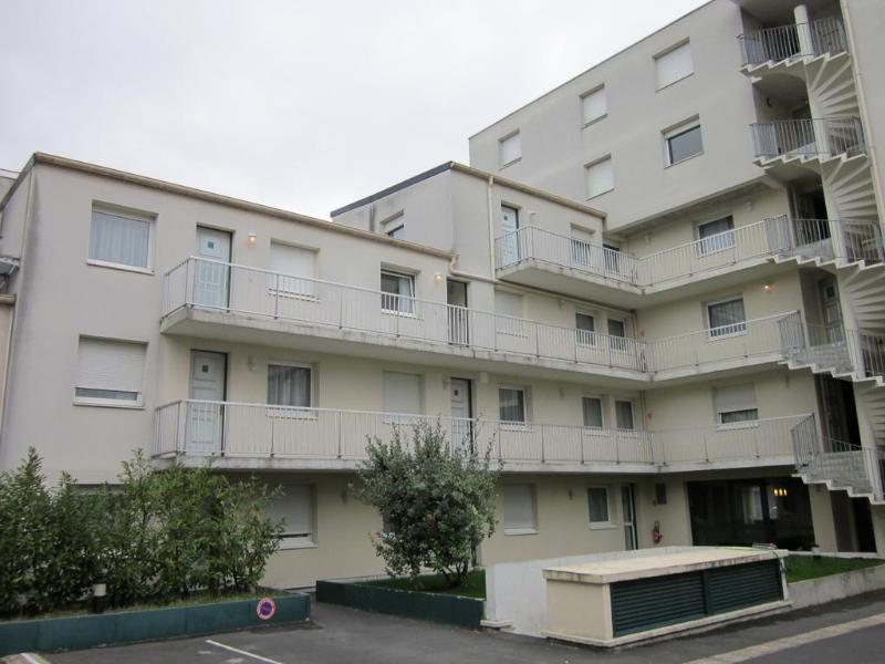 Kosy Appart'Hotel Le Champ De Mars Reims Exterior photo