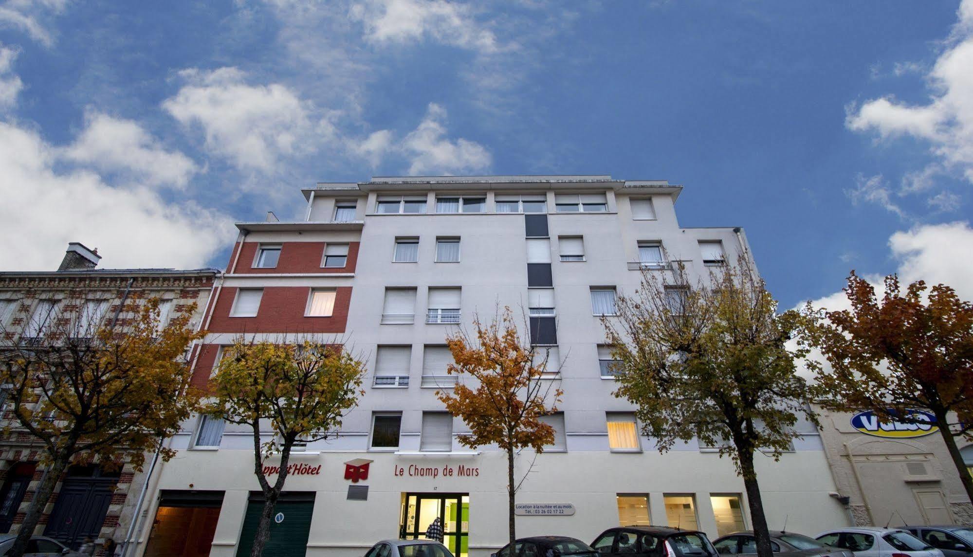Kosy Appart'Hotel Le Champ De Mars Reims Exterior photo