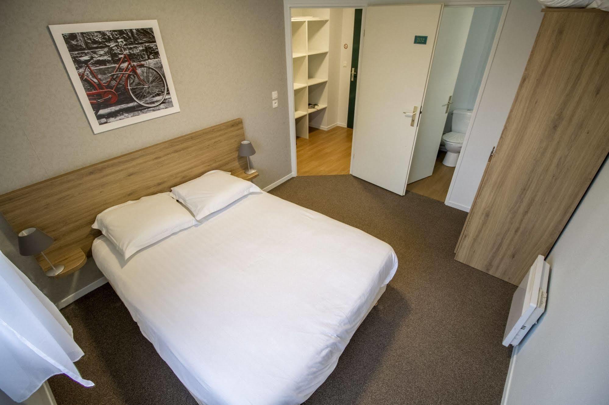 Kosy Appart'Hotel Le Champ De Mars Reims Exterior photo